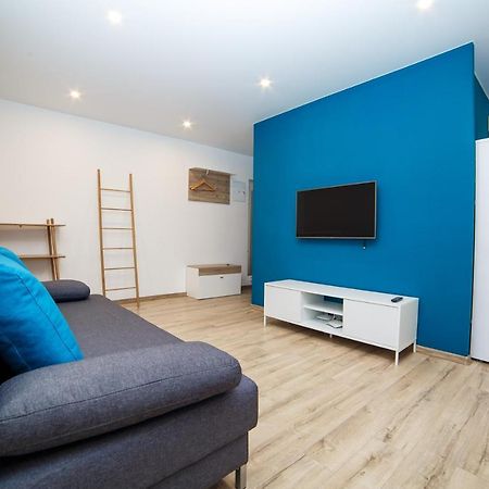 Tf Apartment Двокімнатні Апартаменти В Центрі Міста Poltava Exterior foto